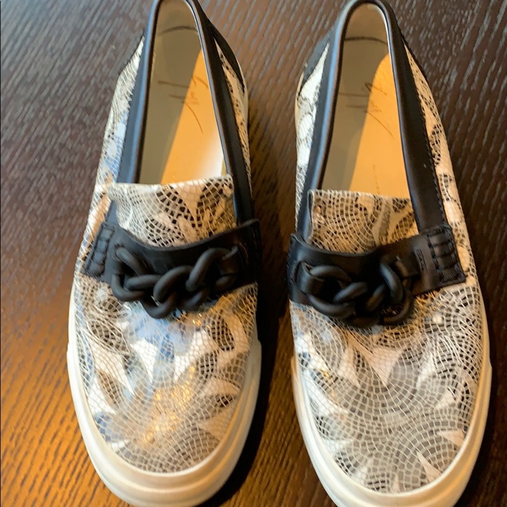 Giuseppe Zanotti black white sneaker